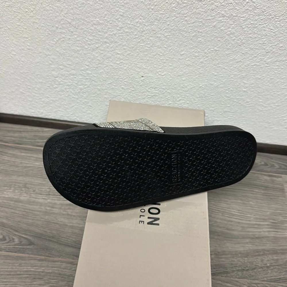 Kenneth Cole Reaction Women's Screen Jewl Slides Flat Sandals